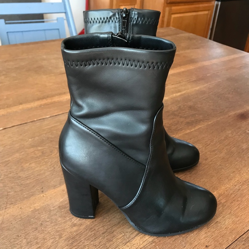 Faux leather fitted booties